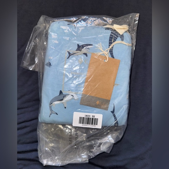 NIB Kyte Stream Shark Crib Sheet - Picture 3 of 3